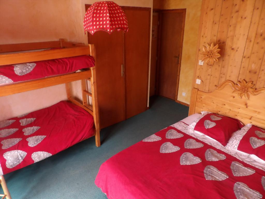 Hotel Les Skieurs Bellevaux Eksteriør billede